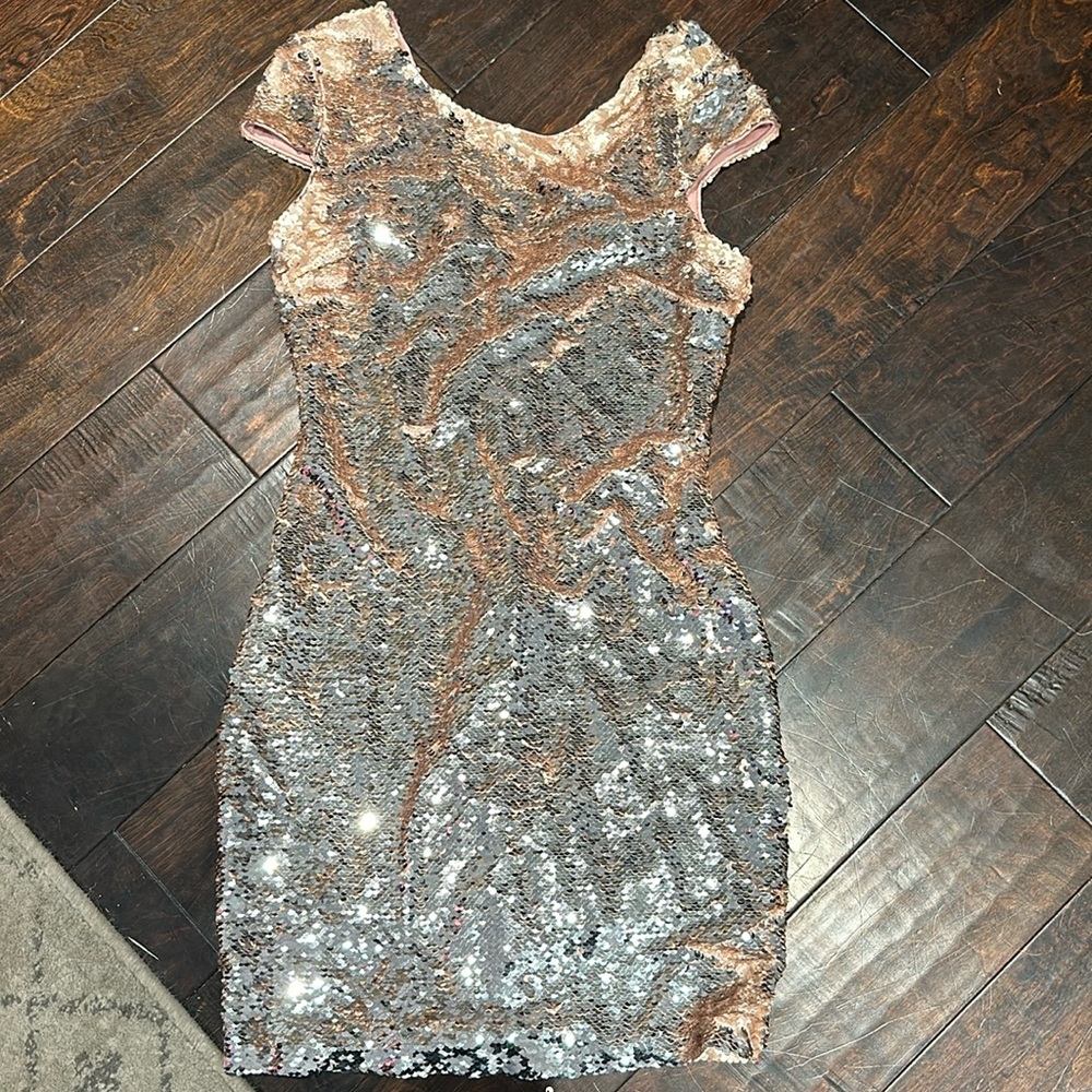 Two color sequence dress in silver/ gold